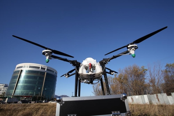 M4E-1 Multirotor Drone Tanque de plaguicidas 5L para el rociador agrícola Solicitud personalizada