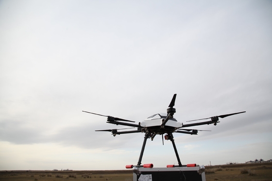 Revolucionario M6fa Drone Helicóptero pulverizador de pesticidas agrícolas para la cobertura rápida