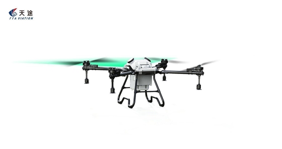 Drone doméstico de conexión con rosca interna para mejorar la protección de los cultivos y la lucha contra incendios