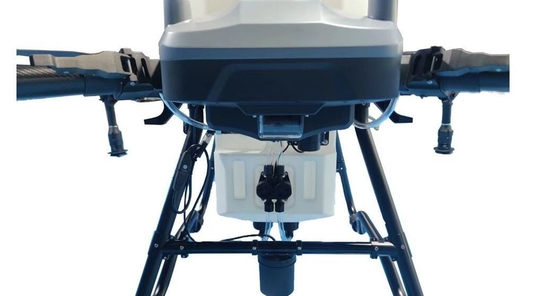 Forma de pulverización del sector Agricultura Drone pulverizador para granjas y jardines